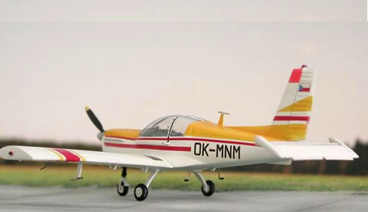 Zlin Z-142