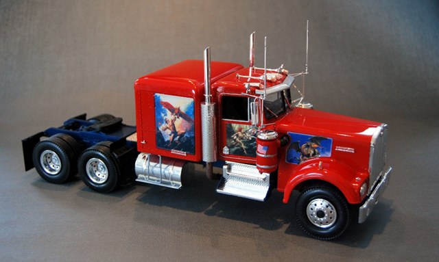 Kenworth W900