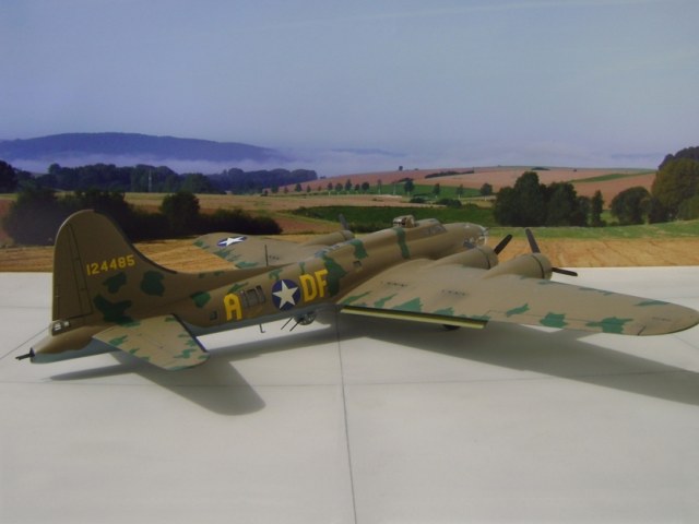 Boeing B-17F Flying Fortress