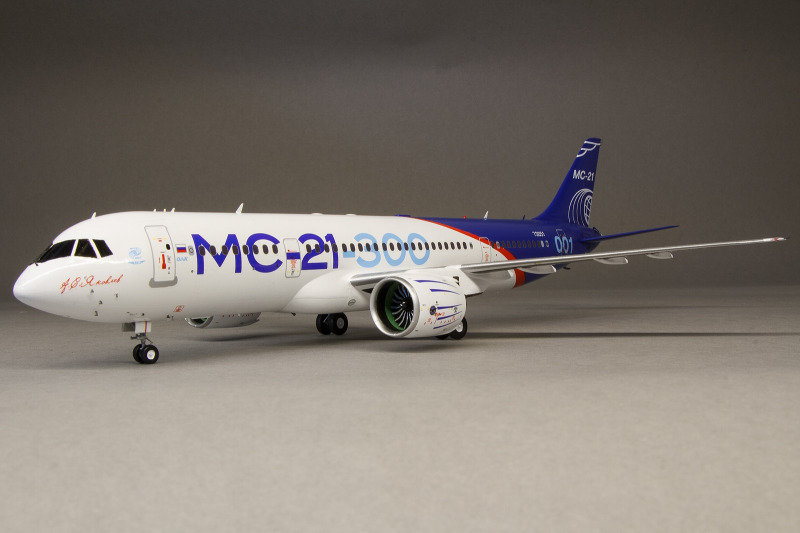 Irkut MC-21-300