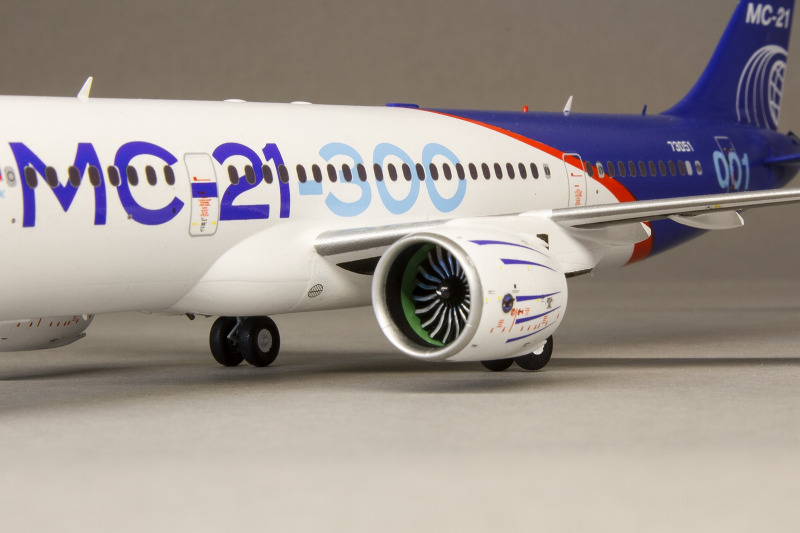 Irkut MC-21-300