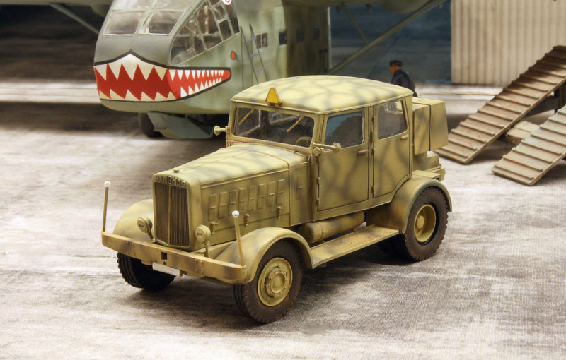 Hanomag SS-100 Gigant