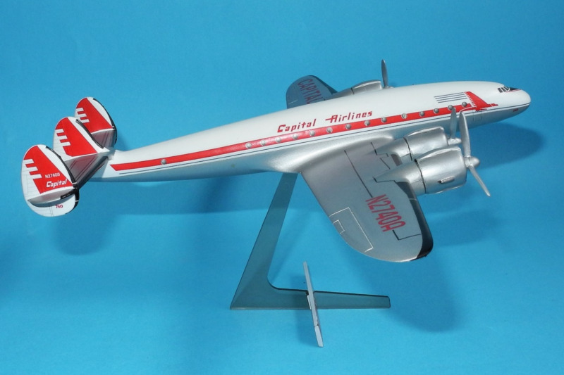 Lockheed L-049E Constellation