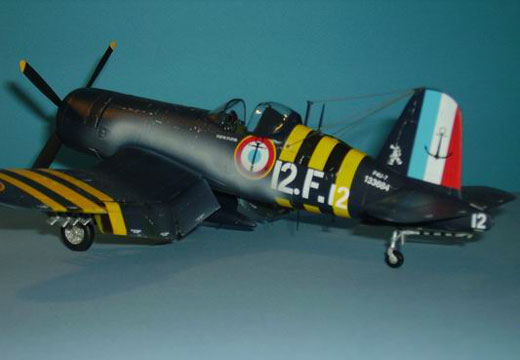 Chance Vought F4U-7 Corsair