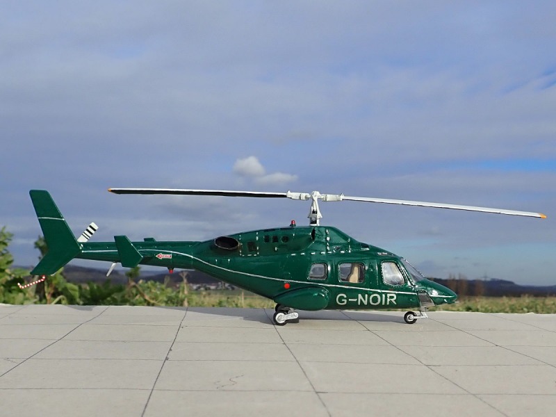 Bell 222B