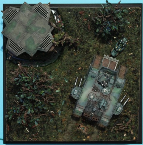 Space Marines Landraider