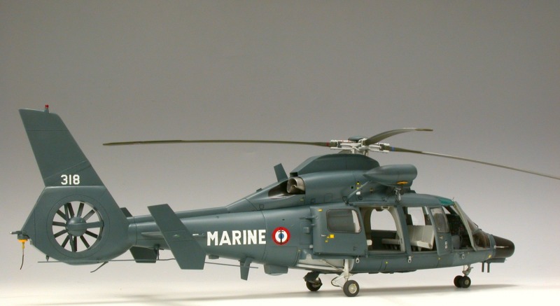 SA 365 F Dauphin 2