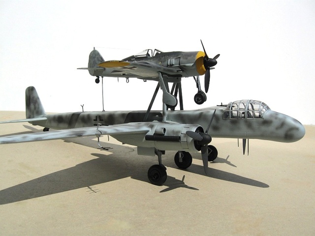 Junkers Ju 88 H-4 Führungsmaschine und Fw 190 A-8