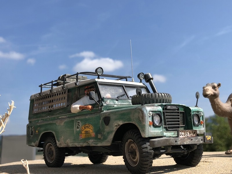 Land Rover LWB 109