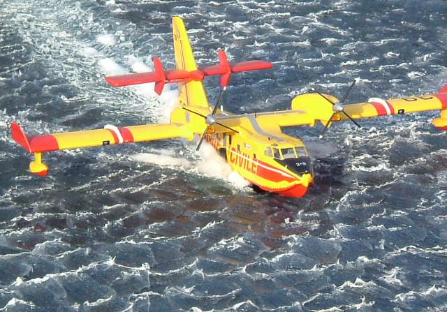 Canadair CL-415