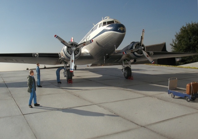 Douglas DC-3