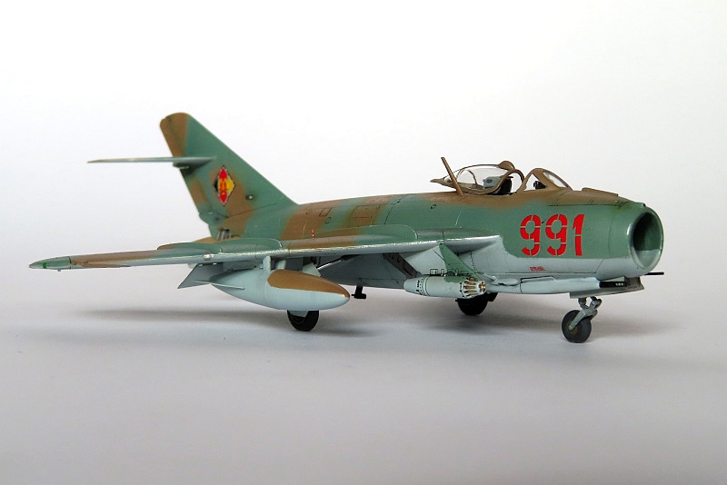 MiG-17F Fresco