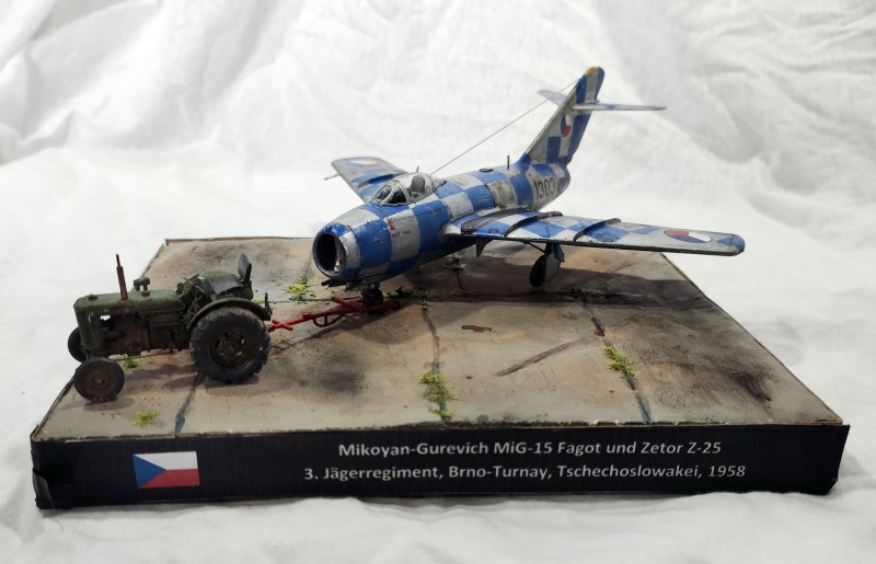 MiG-15 und Zetor Z-25