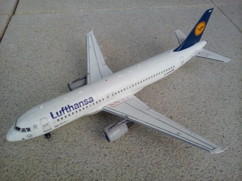 Airbus A320-211