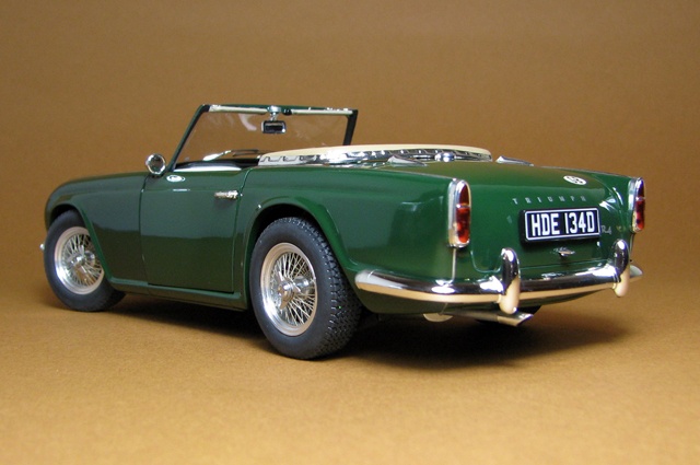 Triumph TR4