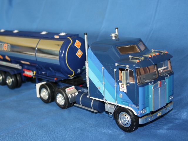 Kenworth K100 Aerodyne, AMT/Ertl 1:25 von Jens Lohse