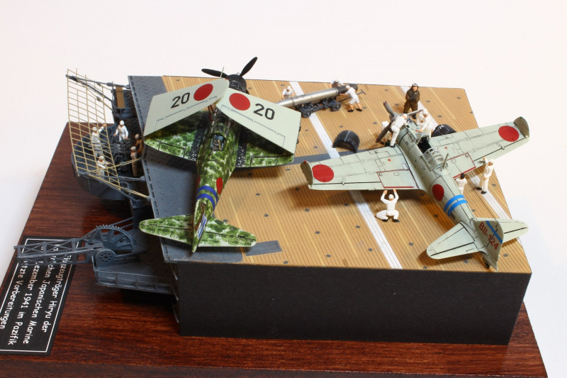 An Deck des japanischen Trägers Hiryu