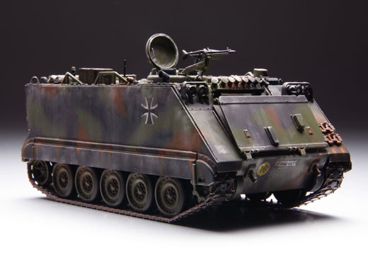 M113