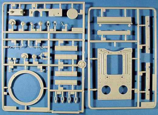 Trumpeter - KV-I model 1942 Heavy Cast Turret Tank