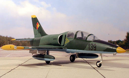 Fertiges Kopro Modell der L-39 Albatros