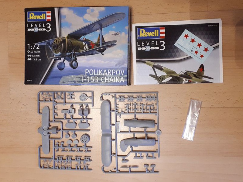 Revell - Polikarpov I-153 Chaika