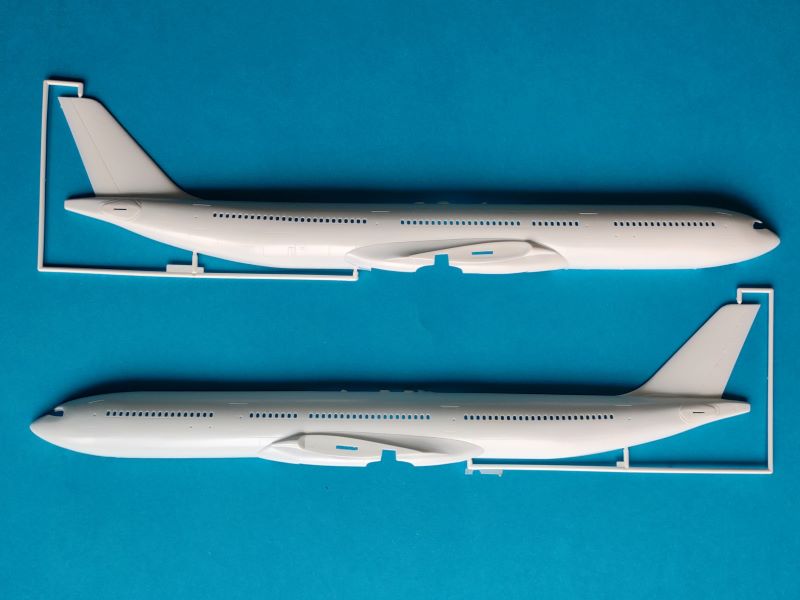 Revell - Airbus A330-300 Lufthansa New Livery