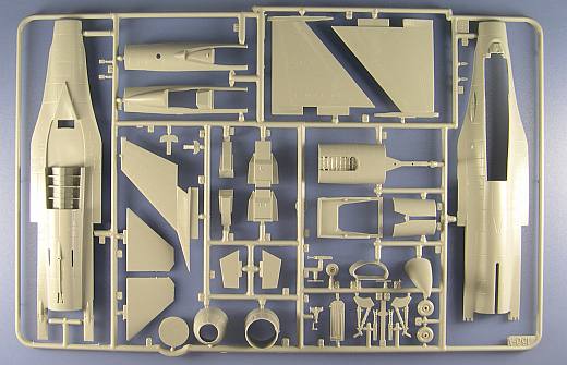 Italeri - F-16 Fighting Falcon