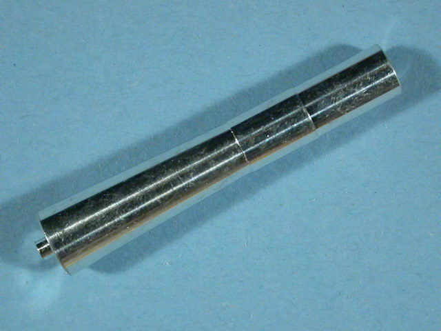 Das aus Aluminium gedrehte Geschützrohr