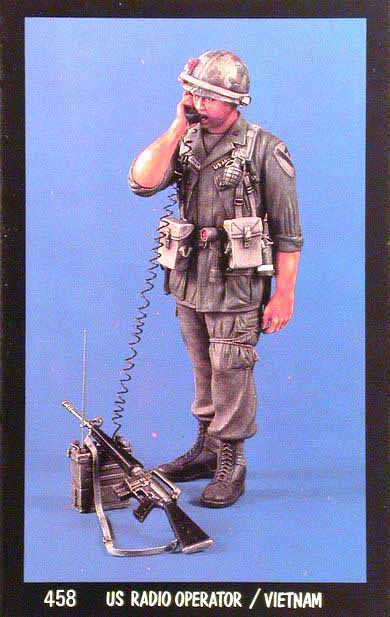 Verlinden 120mm 1/16 Scale US Radio Operator Vietnam War W/ PRC-77 Field Radio Figure 458