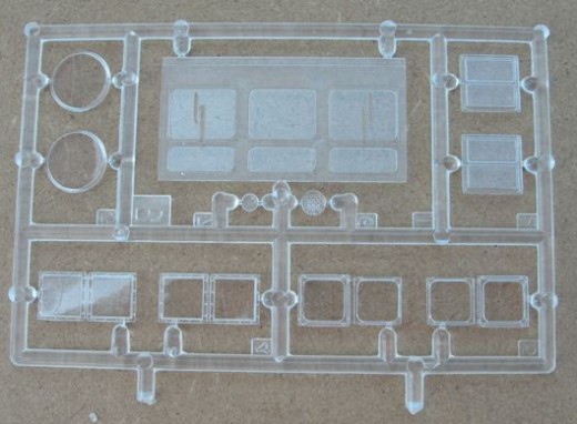 Mirage Hobby - Uniwersalny Transporter C7P (Russian Version)