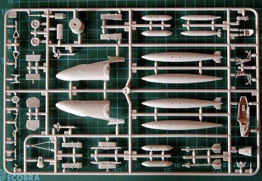 Tamiya - Douglas 4FD-1 Skyray