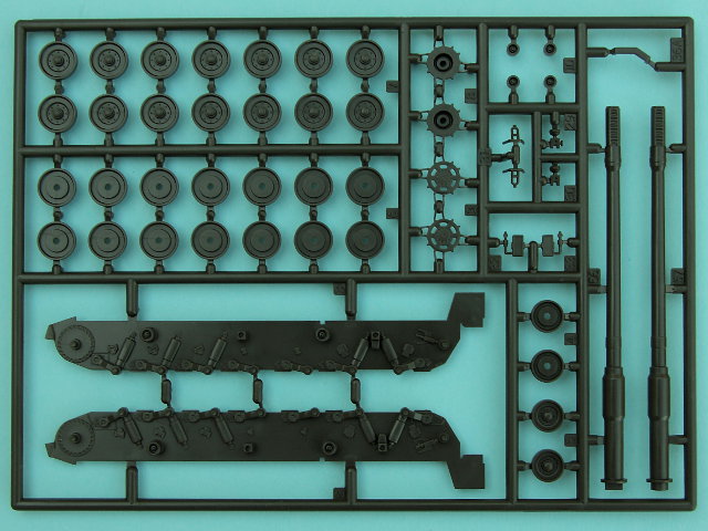 Revell - SLT50-3 Elefant & Sd.Anh. 52t, PZH 2000, Fennek