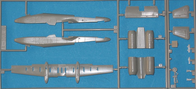 Revell - A-10 Thunderbolt II