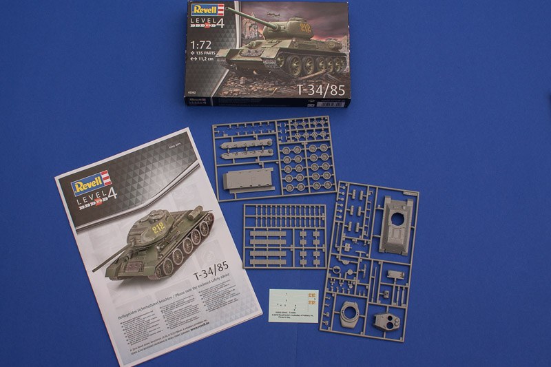 Revell - T-34/85