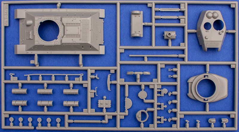 Revell - T-34/85