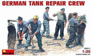 Galerie: German Tank Repair Crew