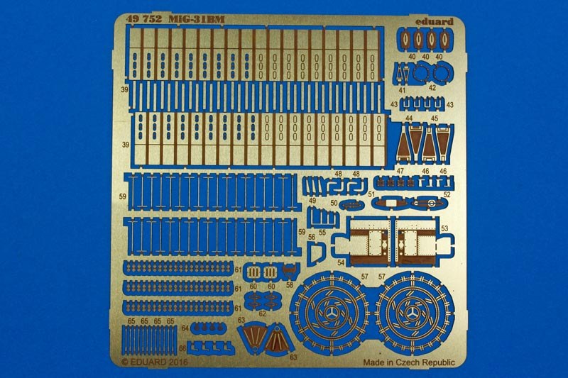 Platine 49752, die meisten Teile werden für die beiden Schubdüsen verwendet.