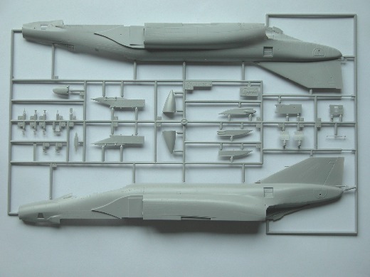 Hasegawa - RF-4E Phantom II JASDF