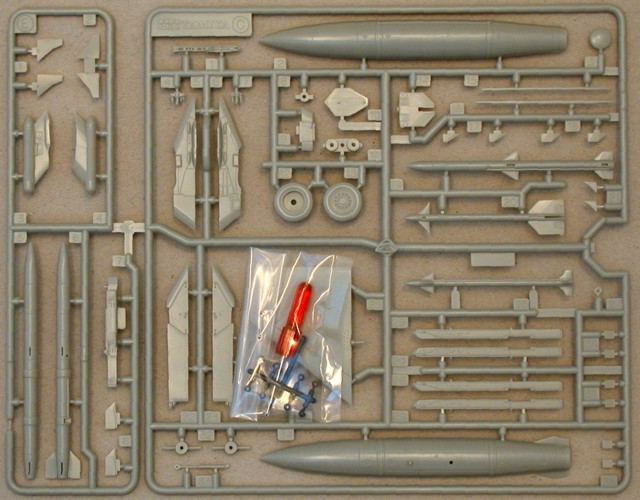 Tamiya - Lockheed-Martin F-16CJ [Block 50] Fighting Falcon