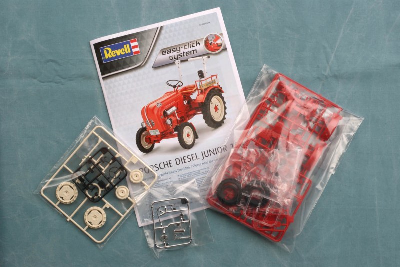 Revell - Porsche Diesel Junior 108