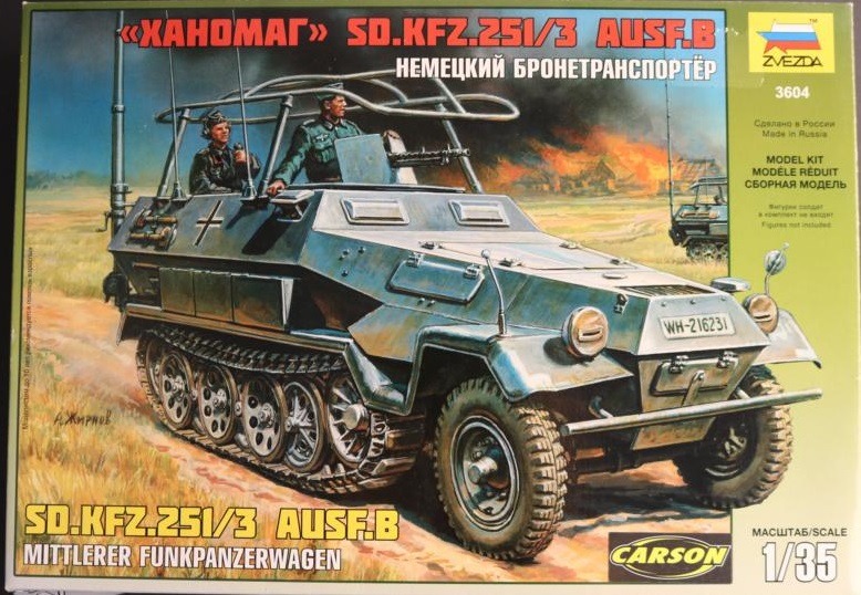 Zvezda - Mittlerer Funkpanzerwagen SD.KFZ.251/3 Ausf. B