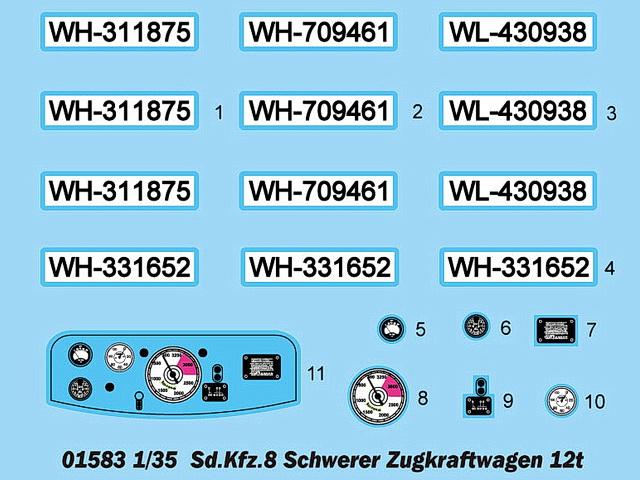 Der Decalbogen mit Armaturenbrett und separaten Instrumenten sowie den Kennzeichen für vier Fahrzeuge