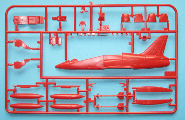 Revell - BAe HAWK T.MK 1 "The Red Arrows"