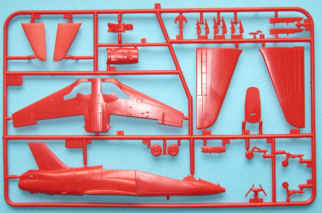 Revell - BAe HAWK T.MK 1 "The Red Arrows"