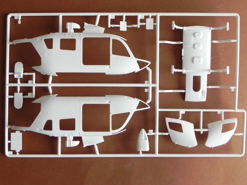 Revell - Airbus Helicopters EC145 DRF Luftrettung