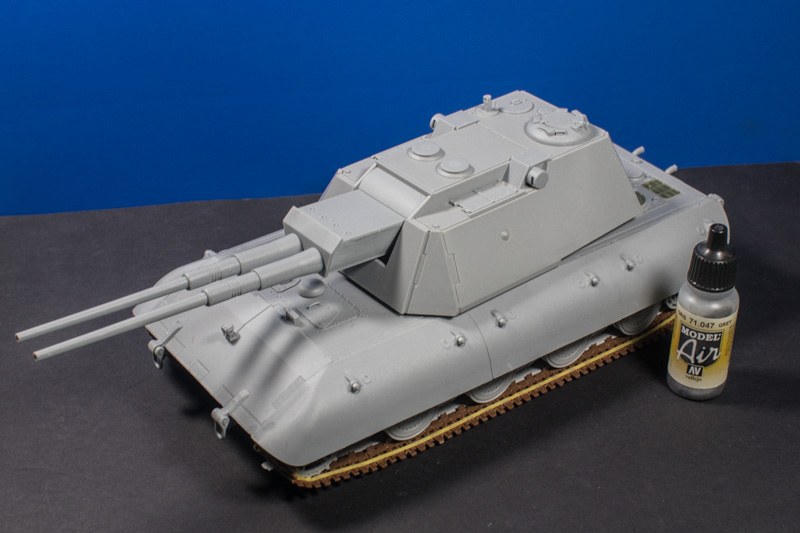 Amusing Hobby - Flakpanzer E-100