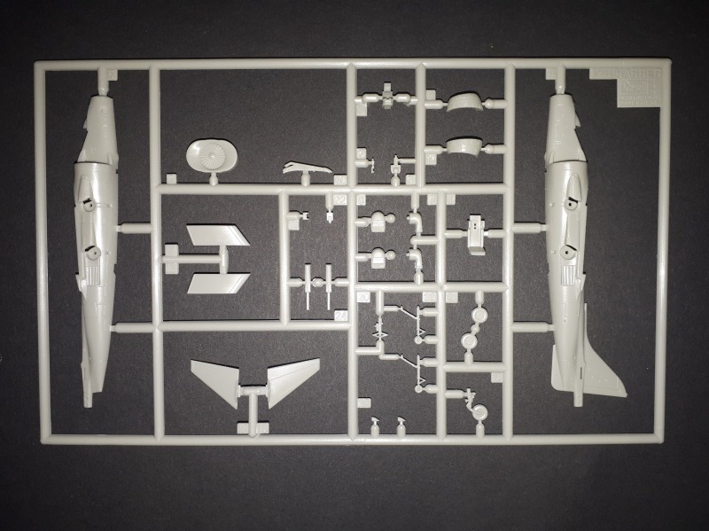 Revell - BAe Harrier Gr.7  