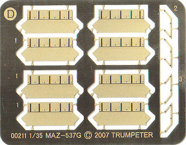 Trumpeter - MAZ-537G with MAZ/ChMZAP-5247G