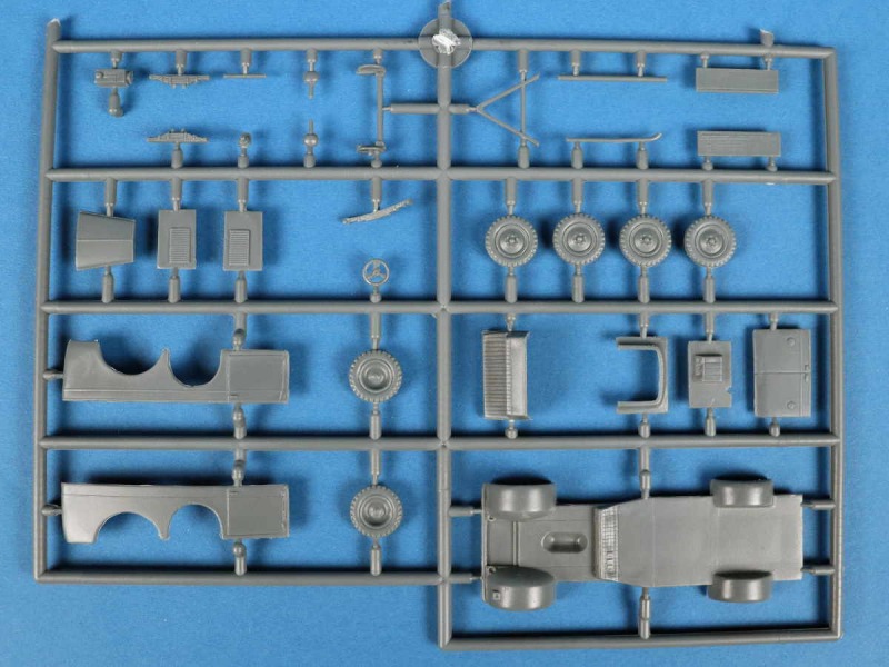 Attack Hobby Kits - Phänomen Granit 25H Propagandawagen