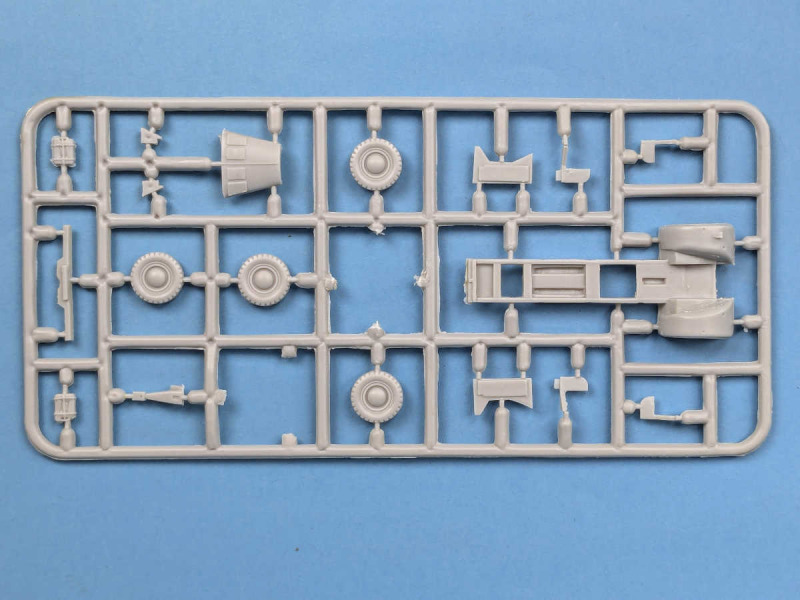 Ace - Kfz.17 Uniform chassis medium radio vehicle
